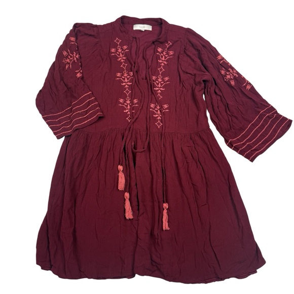 Elegant Maroon Embroidered Mini Dress - Picture 1 of 7